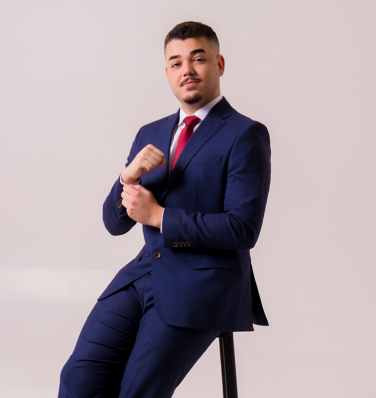 Foto do colaborador da empresa